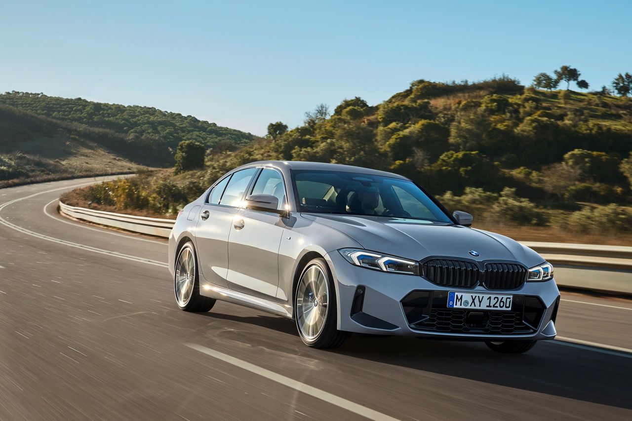 BMW 3シリーズ セダン 22