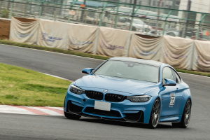 筑波サーキットでTOPRANK走行会を開催｜輸入車・スポーツカー...