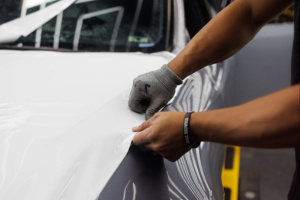 クルマの走りが変わる！？知っているようで知らない「ホイールアライ...