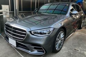 22y ポルシェ パナメーラ 4プラチナエディション スポーツク...