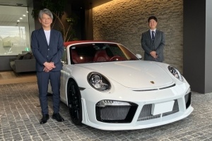13y ポルシェ 911カレラＳカブリオレ ホワイト
