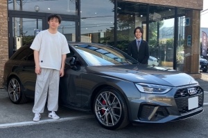 20y アウディ S4 アバント デイトナグレー