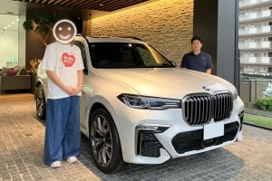 20y BMW X7 M50i ミネラルホワイトメタリック