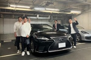 21y レクサス LSハイブリッド ブラック