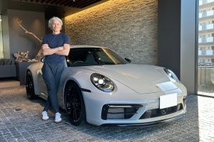 24y ポルシェ 911 カレラ4 GTS クレヨン