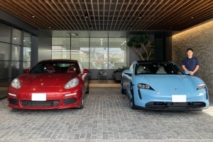 22y ポルシェ タイカン フローズンブルー