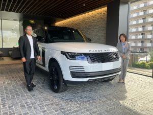 22y タイカンGTS スポーツクロノPKG クレヨン