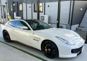 20y フェラーリ GTC4ルッソ T F1 DCT ビアンコ・...