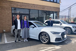 21y ポルシェ マカン GTS スポーツクロノPKG ホワイト