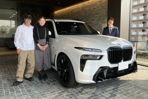 21y ポルシェ カイエンクーペ E-ハイブリッド カシミアベー...