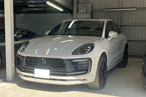 24y ポルシェ マカン GTS クレヨン