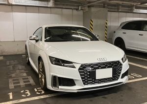 23y アウディー TTSクーペ メモリアルエディション グレイ...