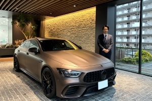 23y M･ベンツ GLB200d 4MATIC ポーラーホワイト