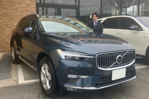 23y ボルボ XC60 アルティメット B5 AWD デニムブ...
