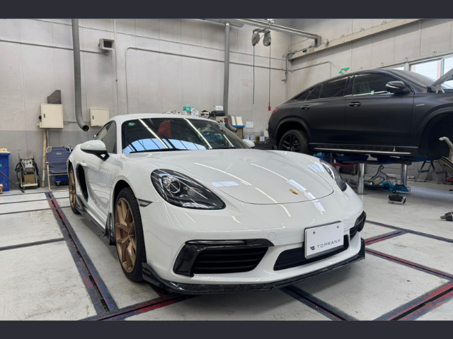 ポルシェ 718(982) ケイマン ｜GT4キット取付｜Por...
