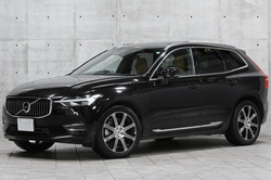 2019 ボルボ XC60 T8 ツインエンジン AWD インスクリプション