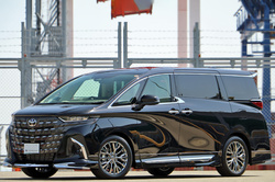 2025 トヨタ アルファード PHEV エグゼクティブラウンジ E-Four