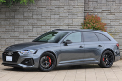 2021 アウディ RS4アバント 後期モデル