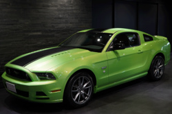 2013 フォード マスタング V8 GT パフォーマンスPKG