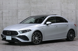 2023 メルセデスAMG Aクラス A35 4MATIC セダン 後期モデル