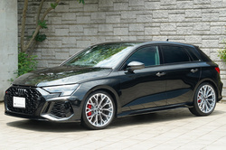 2024 アウディ RS3スポーツバック 2.5TFSIクワトロ