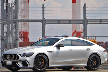 メルセデスAMG GT
