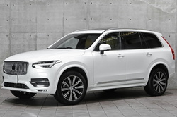 2023 ボルボ XC90 アルティメット B6 AWD エアサス搭載