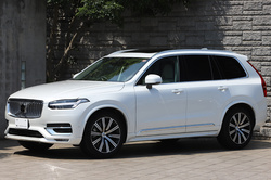 2023 ボルボ XC90 アルティメット B6 AWD エアサスペンション装着車