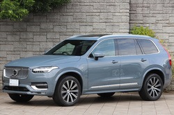 2022 ボルボ XC90 B6 AWD インスクリプション