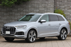 2021 アウディ Q7 55TFSI クワトロ