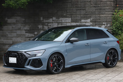 2024 アウディ RS3スポーツバック RSデザインPKG