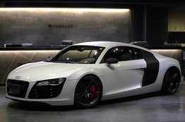 アウディ R8