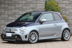 2019 アバルト 695リヴァーレ 85台限定特別仕様車