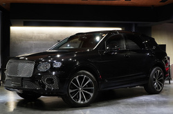 2022 ベントレー ベンテイガ V8