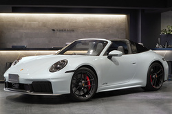 2025 ポルシェ 911 タルガ4GTS