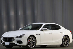 2021 マセラティ ギブリ グランスポーツ ドライバーアシスタンスPKG