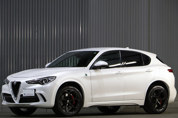 アルファ ロメオ ステルヴィオ