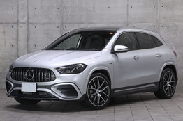 メルセデスAMG GLAクラス