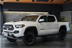 2022 米国トヨタ タコマ ダブルキャブ TRD PRO