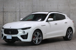 2020 マセラティ レヴァンテ S グランスポーツ