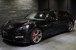 2013 ポルシェ パナメーラ GTSスポーツクロノPKG