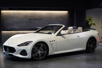 マセラティ グランカブリオ