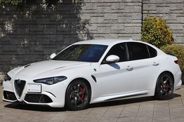 アルファ ロメオ ジュリア