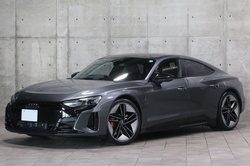 2023 アウディ RS e-tron GT RSデザインパッケージ･レッド