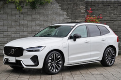 2026 ボルボ XC60 ウルトラ T6 AWD プライグインハイブリッド