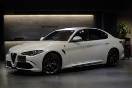 アルファ ロメオ ジュリア