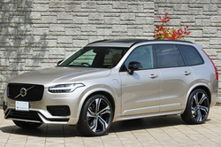 2023 ボルボ XC90 リチャージ アルティメット T8 AWD プラグインハイブリッド