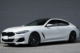 BMW 8シリーズ