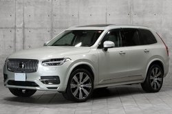 2021 ボルボ XC90 リチャージPHV T8 AWD インスクリプション