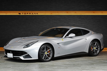 フェラーリ F12ベルリネッタ